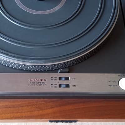 Pioneer PL 61 Professional Turntable Hall Motor image 8