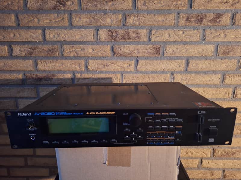 Roland JV-2080 64-Voice Synthesizer Module | Reverb