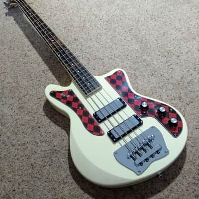Ibanez Jet King JTKB200 bass (2009), Ivory finish with 'Argyle' pickguard plus new gig bag image 10