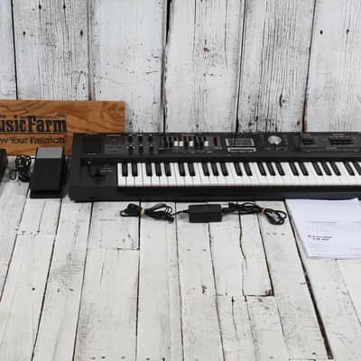Roland V-Combo VR-09 Performance Keyboard w 2 Controllers Manual & Power Supply image 2