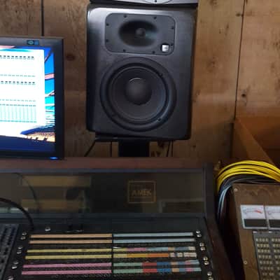 JBL LSR 28P Pair image 1