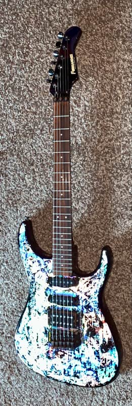 Vintage Fernandes Electric guitar super Strat copy made in japan haloflash image 1
