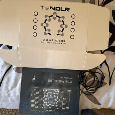 Conductive Labs – The NDLR – 4-Part MIDI Arpeggiator/Sequencer – Wood Sides image 6
