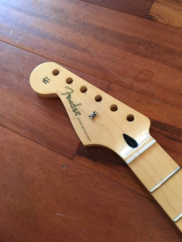 2022 Fender Player Strat Left Handed Stratocaster Maple Neck Lefty 22 Fret 9.5R image 1