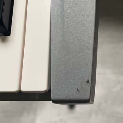 Korg Triton 61-Key 62-Voice Polyphonic Workstation 1999 - 2000 - Silver image 17