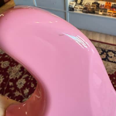 Squier Hello Kitty Stratocaster 2024 - Present - Pink image 8