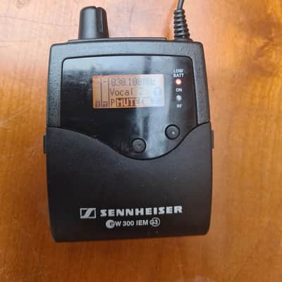 Sennheiser Sennheiser EK 300 G3 Diversity Receiver | 823–865 MHz | Clean & Professional image 1