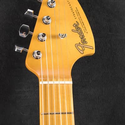 Fender Vintera III Late '60s Stratocaster Olympic White Maple Fingerboard image 5