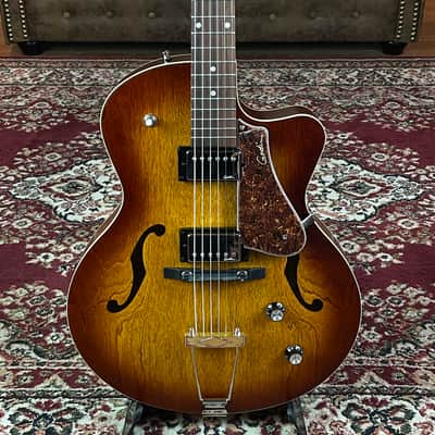 Godin 5th Avenue CW Kingpin II HB Cognac Burst + NEW + S.# 050932000928 image 1