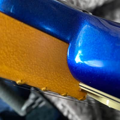 Fender American Ultra Stratocaster with Maple Fretboard 2019 - Present - Cobra Blue and Case image 4