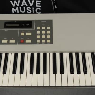 Akai AX-73 - 6 Voice Analog Synthesizer with gig bag [Three Wave Music] image 4