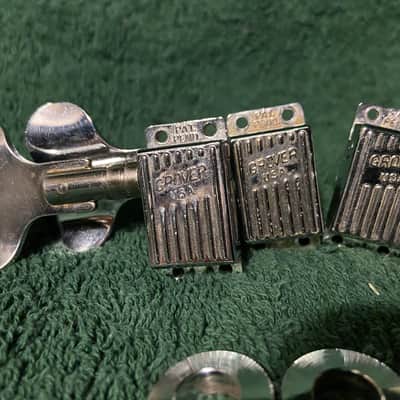 Grover Slimline Wavy Bass Tuners Chrome for Rickenbacker 4001 image 2
