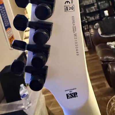 ESP LTD M-HT Arctic Metal 2021 - Present - Snow White Satin image 3