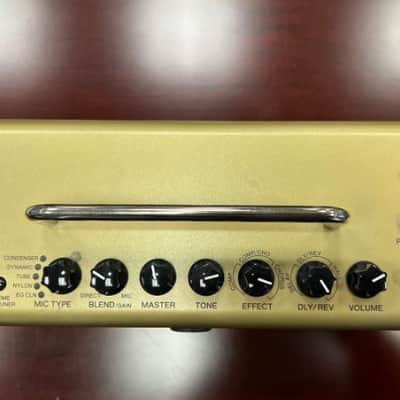 Yamaha THR5A 10-Watt 2x3" Stereo Digital Modeling Acoustic Guitar Combo 2012 - Present - Gold image 2