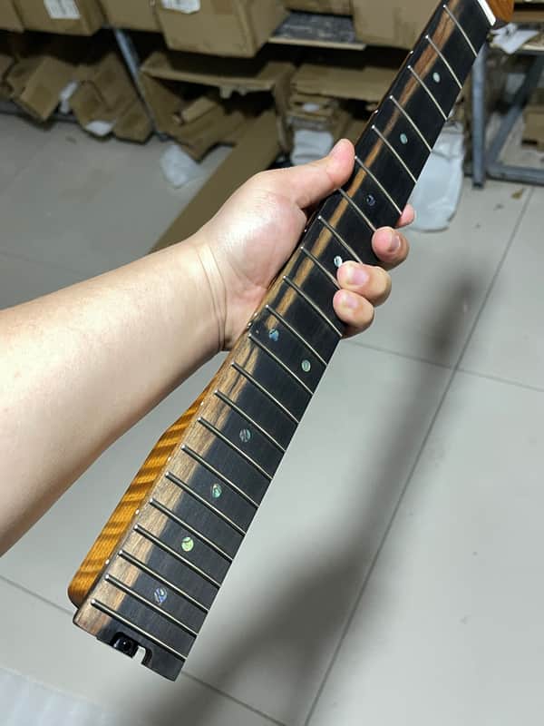 1 round-end stainless steel AAAA 22frets roasted flame Maple 4×2 music man 22fret Roasted flame Maple Electric guitar neck Ebony fingerboard。 image 1