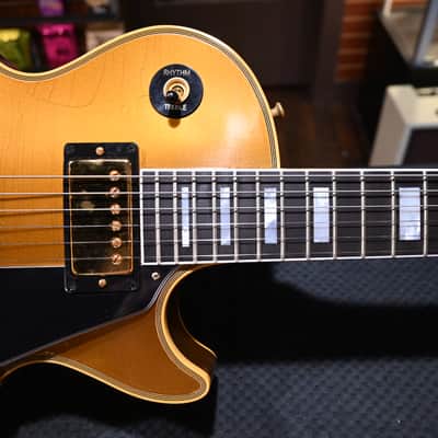 Gibson Custom Shop 1968 Les Paul Custom Reissue Bigsby Ultra Light Aged - Double Gold #1138 image 5