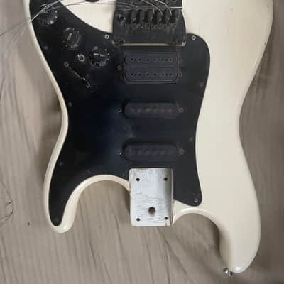Applause - Stratocaster Body - Made in Korea Stratocaster 2010's - Gloss image 1