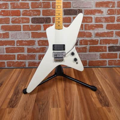 Kramer USA Voyager Imperial White 1983 w/Hard Shell Case image 4