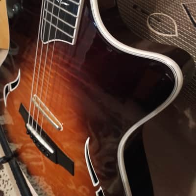 Taylor T5-C1 2005 Flamed Maple Sunburst image 6
