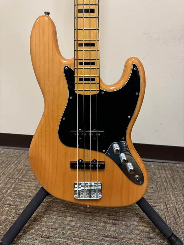 Squier Vintage Modified 70s Jazz Bass Maple Fingerboard Natural