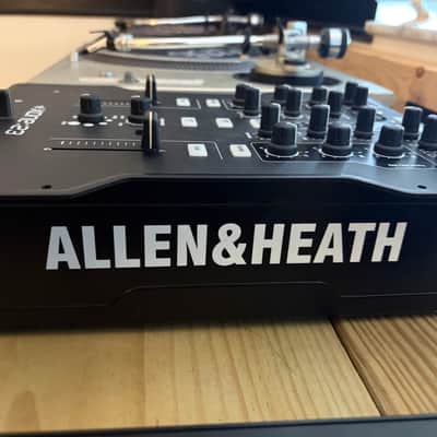 Allen & Heath XONE:23 Professional 2+2-Channel DJ Mixer 2014 - Present - Black image 3