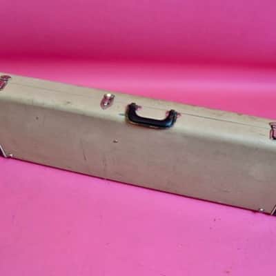 Vintage 1963 Fender Jazzmaster / Jaguar Hard Case - White Tolex - Rare Custom Color Case!  Pre-CBS Strat image 10