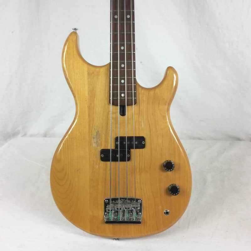 Yamaha BB400 Bass Guitar Natural image 1