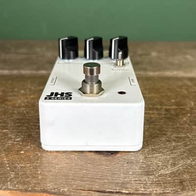 JHS 3 Series Delay 2020 - Present - White image 6