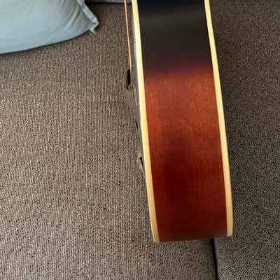 Gretsch G9220 Bobtail Round-Neck Acoustic Electric 2016 - 2-Color Sunburst image 3