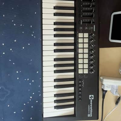 Novation Launchkey 49 MKI MIDI Keyboard Controller 2013 - 2015 - Black