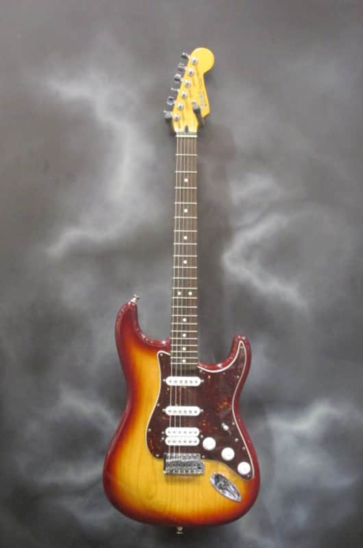 Fender Made in Mexico Stratocaster HSS image 1