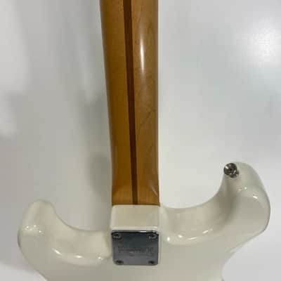 Squier Wayne's World Stratocaster 1992-1993 - Olympic White image 4