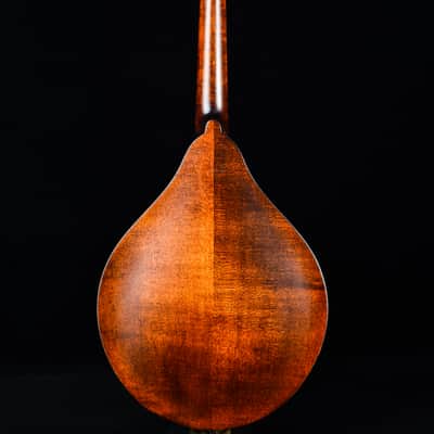 Eastman MD305 Solid Spruce/Maple A-Style Mandolin Classic image 3