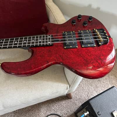 Wal MK2 Geddy Lee 2023 - Red image 17