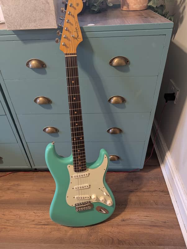 Fender Vintera III Early '60s Stratocaster 2025 - Present - Sea Foam Green