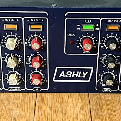Ashly Blueface Model SC-66A Vintage 4-Band Stereo Parametric Equalizer, 3 Rack Space. Very Good Condition Bild 4