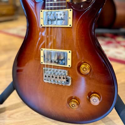 PRS CE22 Mahogany 2006 Sunburst image 2