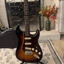 Squier Classic Vibe Stratocaster '60s with Rosewood Fretboard 2009 - 2018 - 3-Color Sunburst