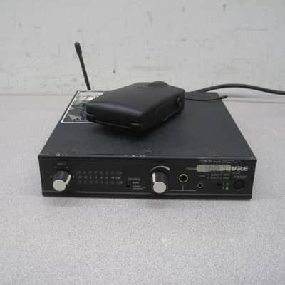 Shure PSM 600 Wireless IEM w/ P6R-HB Beltpack (629.975 & 634.775 MHz) & Adaptor image 2