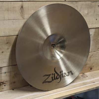 Zildjian 16" A Series Rock Crash Cymbal 1982 - 2012 - Traditional image 8