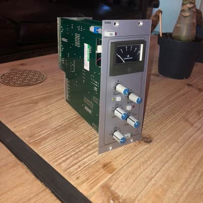 Solid State Logic XR626 X-Rack Stereo Bus Compressor in Mynx Rack 2010s - Silver image 11