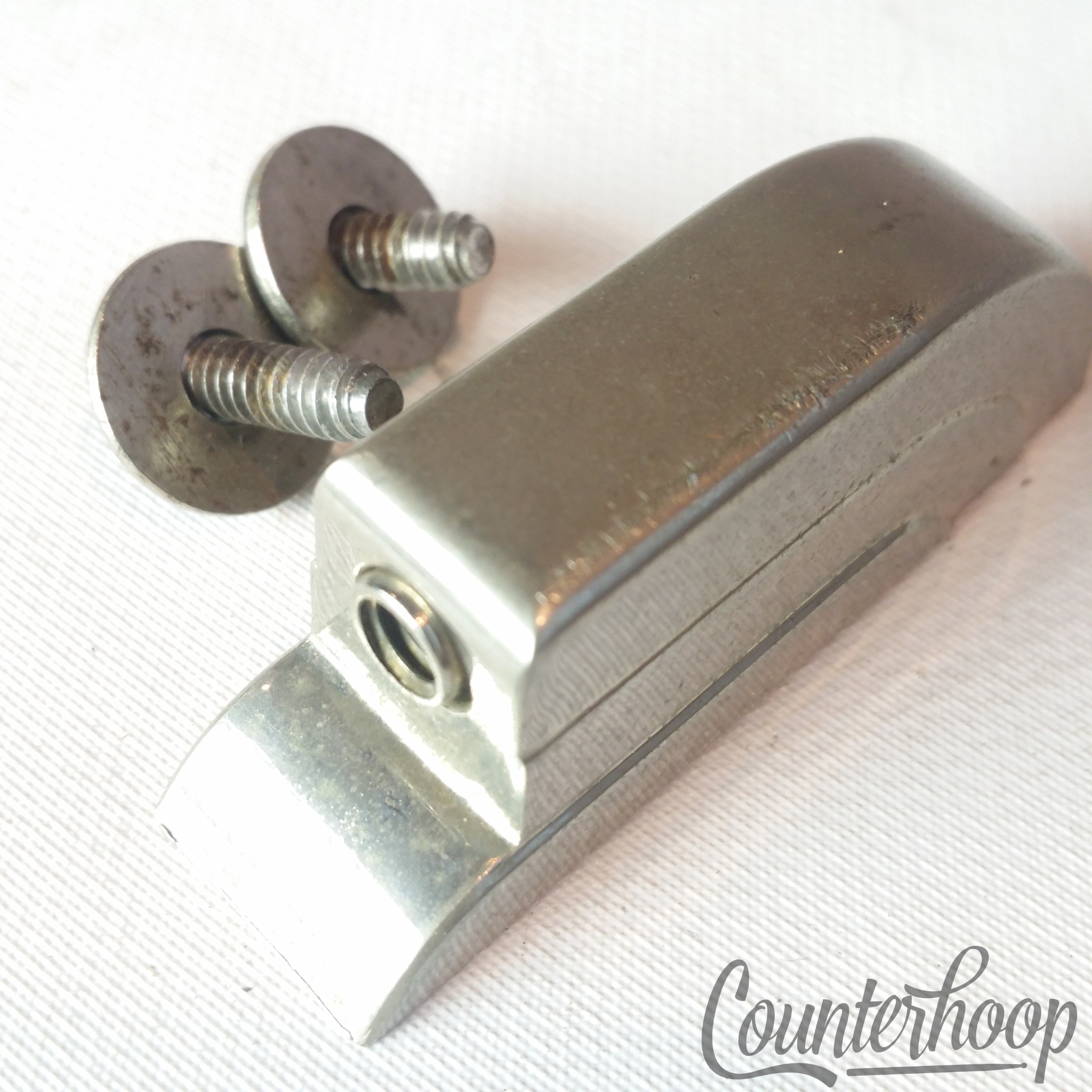 Leedy 1x Beavertail Bass/Floor Tom Drum Lugs Elkhart,IN Nickel Vintage 40s/50s* — main photograph