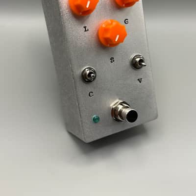 RCO Pedals Rupture Fuzz (modded Fuzzly Bear/BossTone build) 2026 - Raw aluminum with caution orange knobs image 2