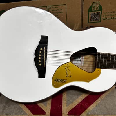 Gretsch G5021WPE Rancher Penguin Parlor Acoustic Electric Guitar Fishman White image 2