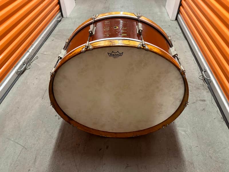 Ludwig 10" x 26" Mahogany Shell Concert Bass Drum imagen 1