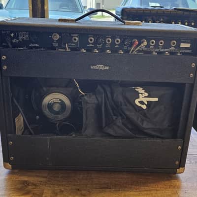 Fender Concert 2x10" Guitar Amp Combo 1980s - black image 2