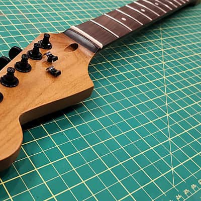 Graph Tech Ratio Loaded Left Handed or Reverse Headstock S-STyle Neck image 2