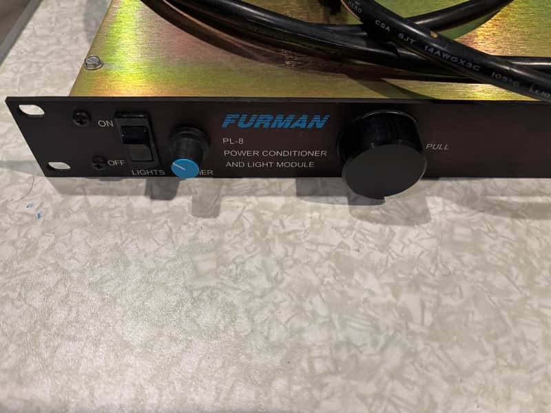 Furman PL-Plus Power Conditioner and Light Module