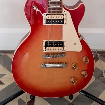 Gibson Les Paul Classic 2016 - Cherry Sunburst image 1