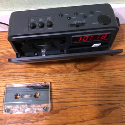 Cassette Radio Alarm Clock - SERVICED image 6